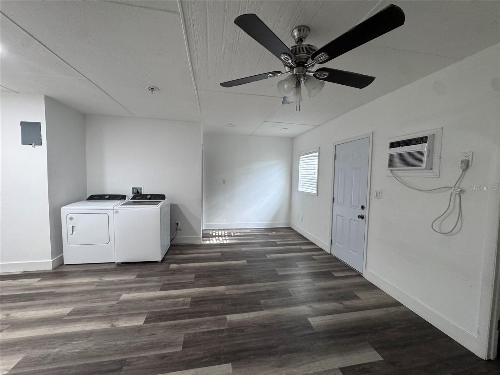 Image 17 of 24 For 310 Panama Circle