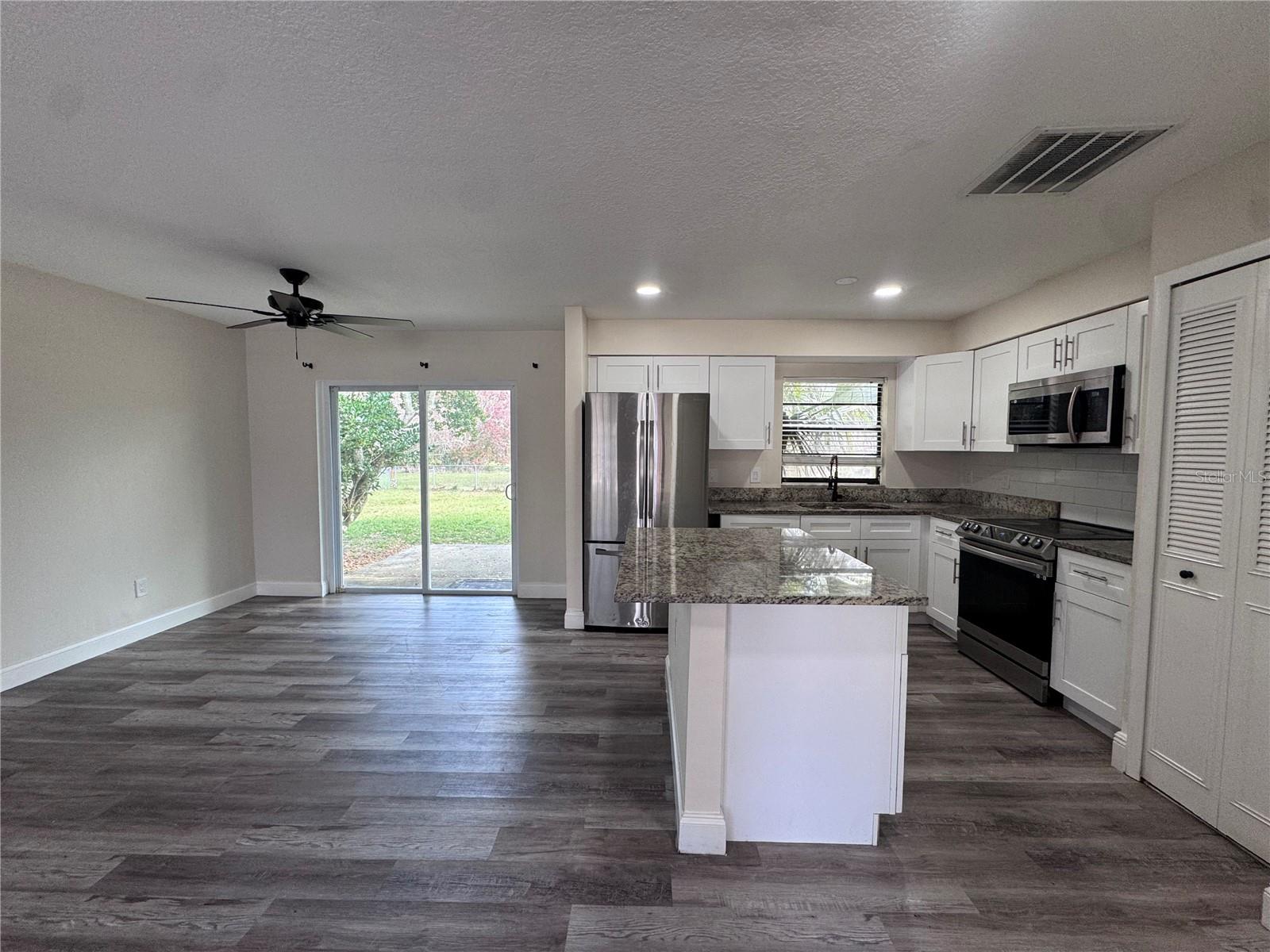 Image 6 of 24 For 310 Panama Circle