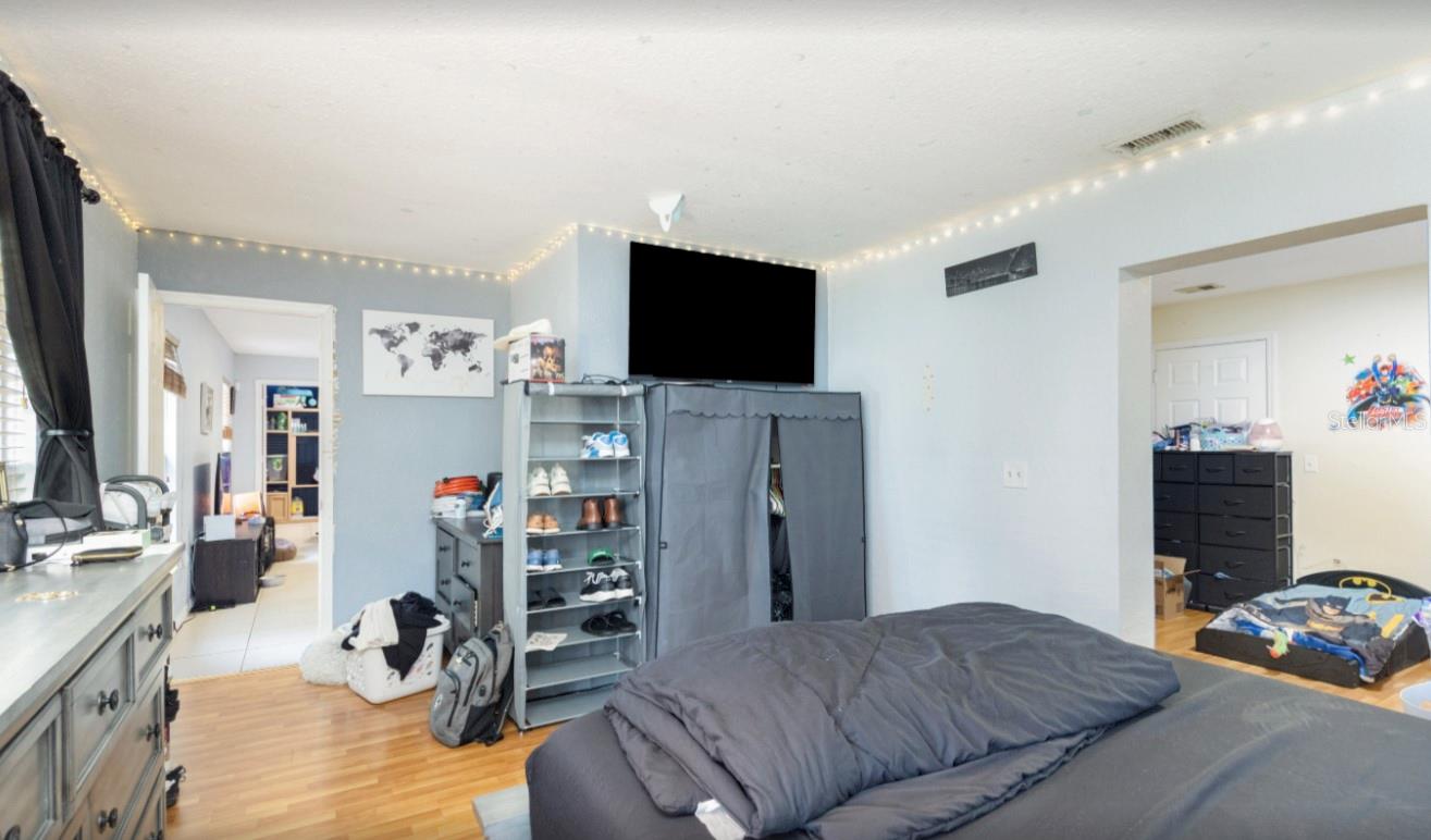 Image 10 of 19 For 3818 Laso Way