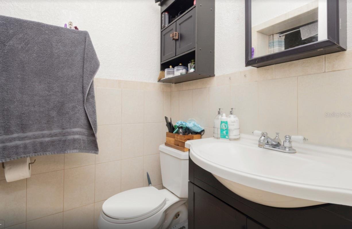 Image 14 of 19 For 3818 Laso Way