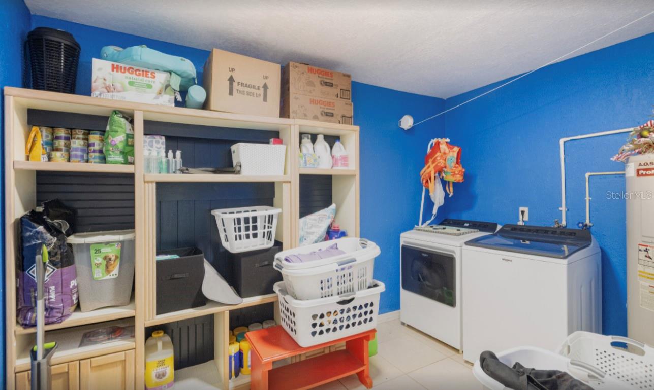 Image 15 of 19 For 3818 Laso Way