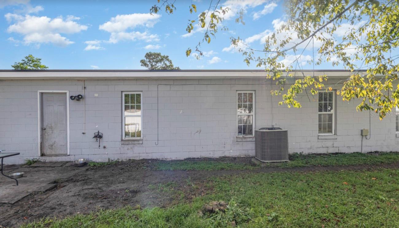 Image 18 of 19 For 3818 Laso Way