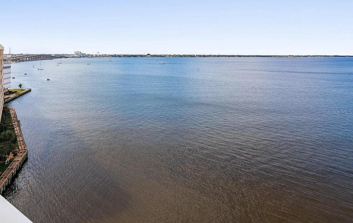 Image 28 of 35 For 480 Sail Lane 703