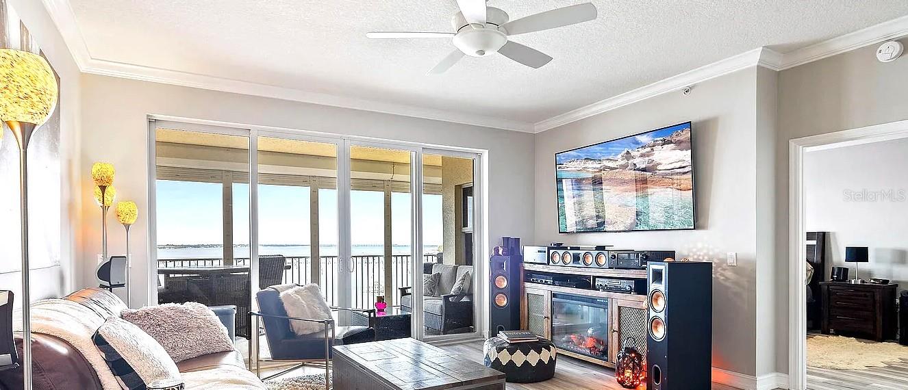 Image 4 of 35 For 480 Sail Lane 703