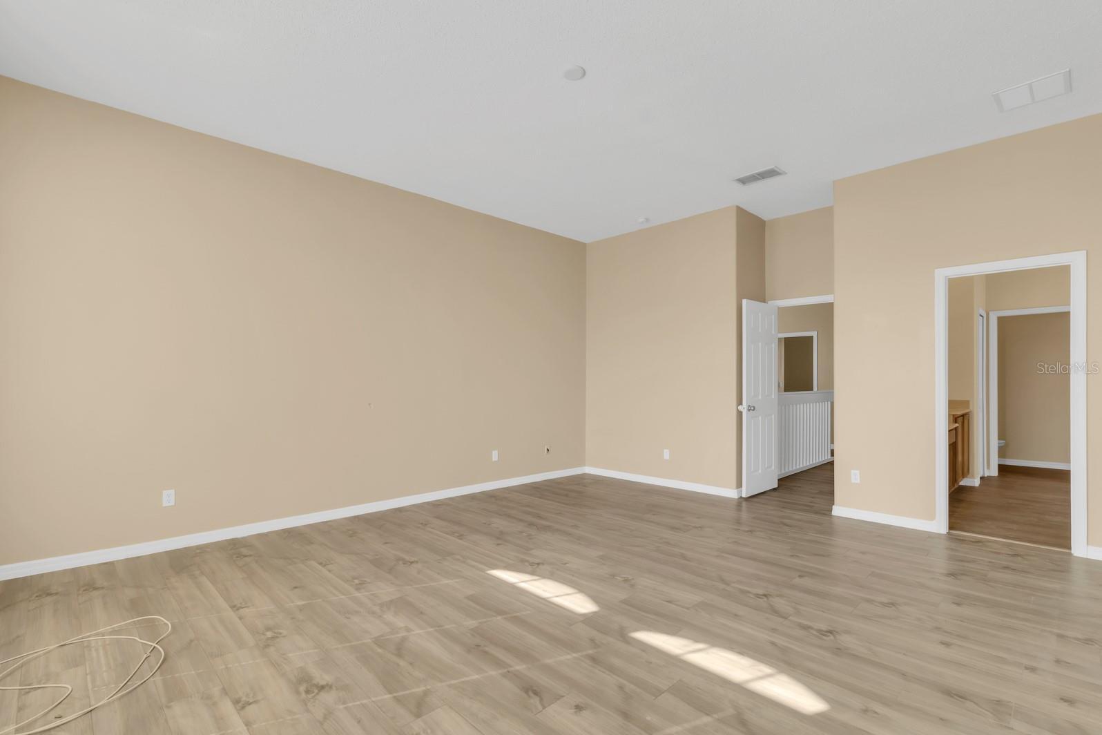 Image 29 of 38 For 2827 Sand Arbor Circle