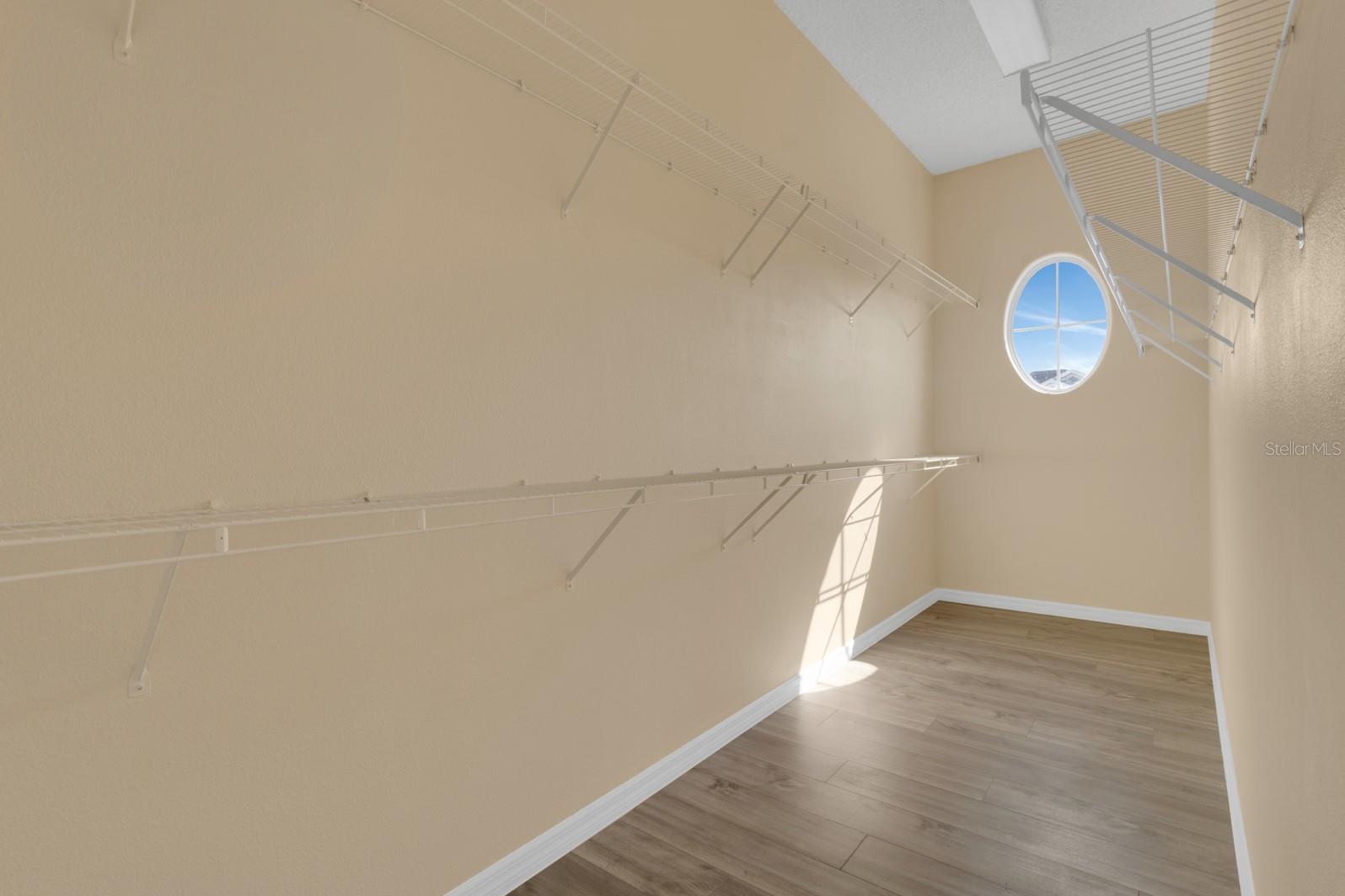 Image 32 of 38 For 2827 Sand Arbor Circle