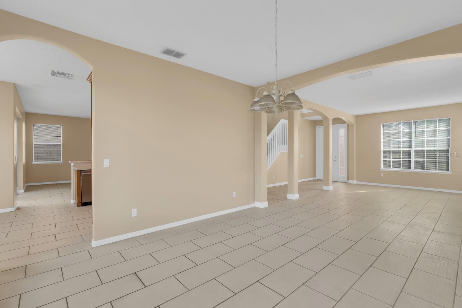 Image 8 of 38 For 2827 Sand Arbor Circle