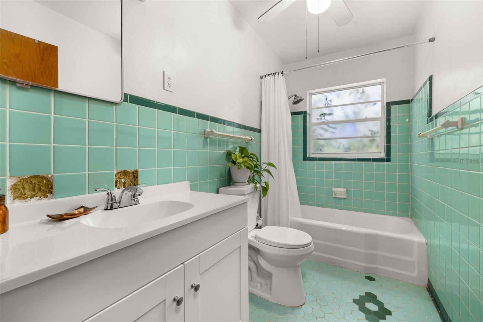 Image 13 of 20 For 1357 Fairview Street