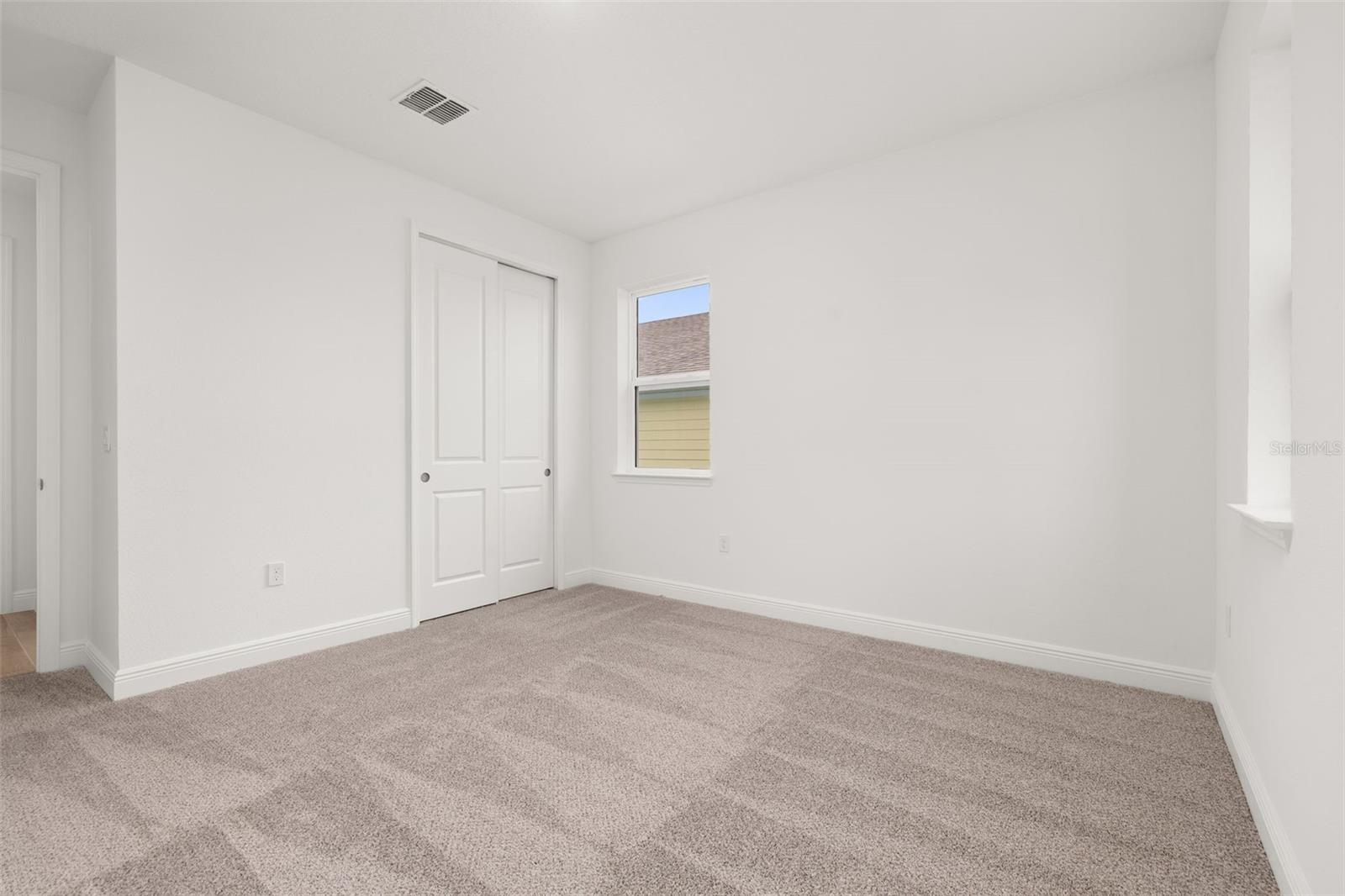 Image 19 of 38 For 995 Fiesta Key Circle