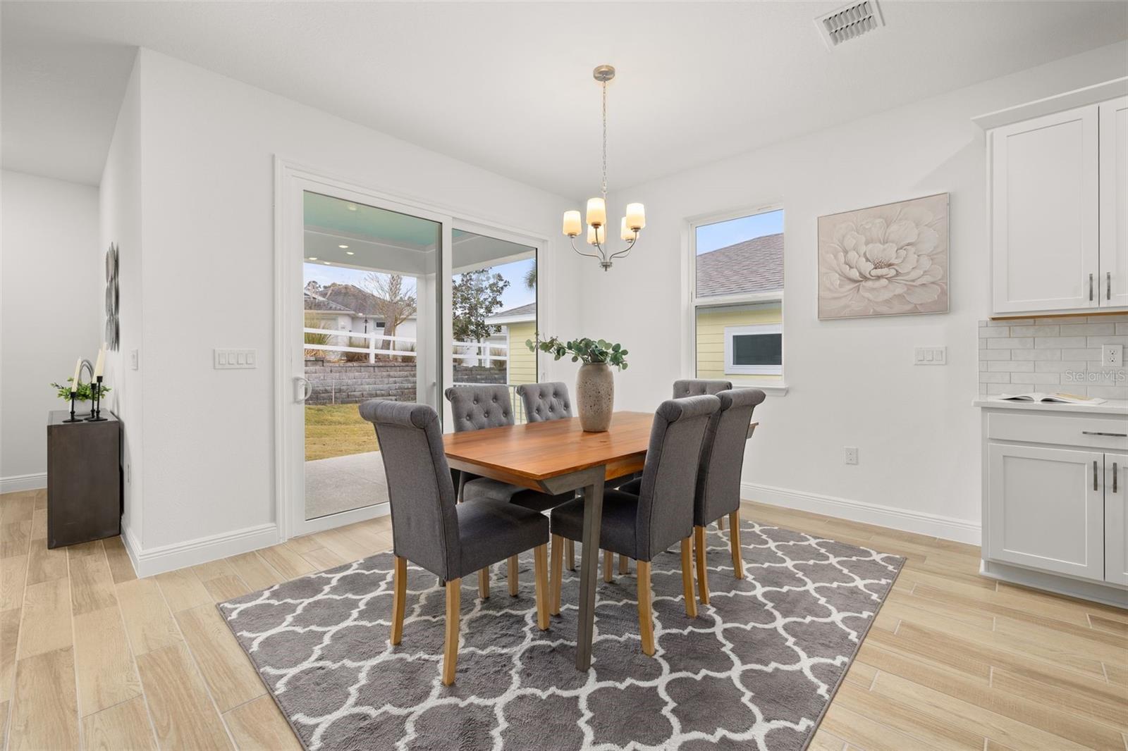 Image 8 of 38 For 995 Fiesta Key Circle