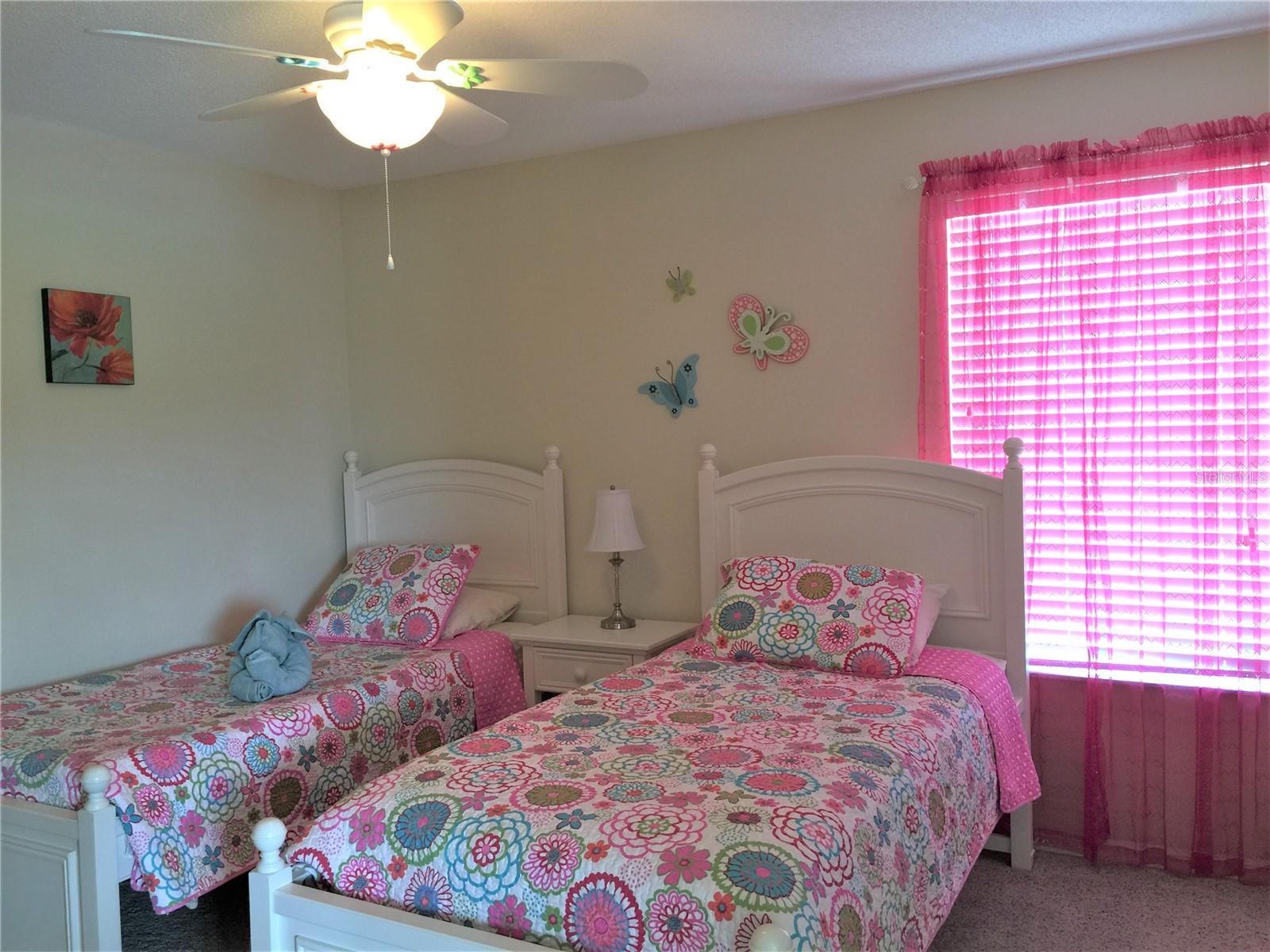 Image 15 of 28 For 949 Lake Berkley Drive