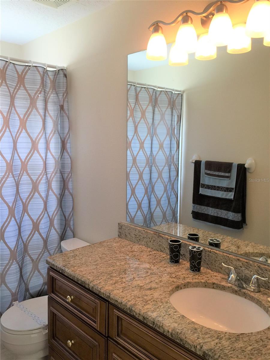 Image 21 of 28 For 949 Lake Berkley Drive