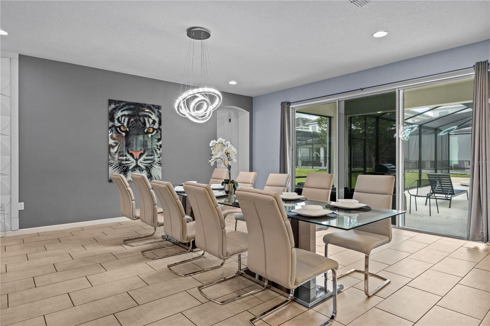 Image 13 of 71 For 2613 Yountville Avenue