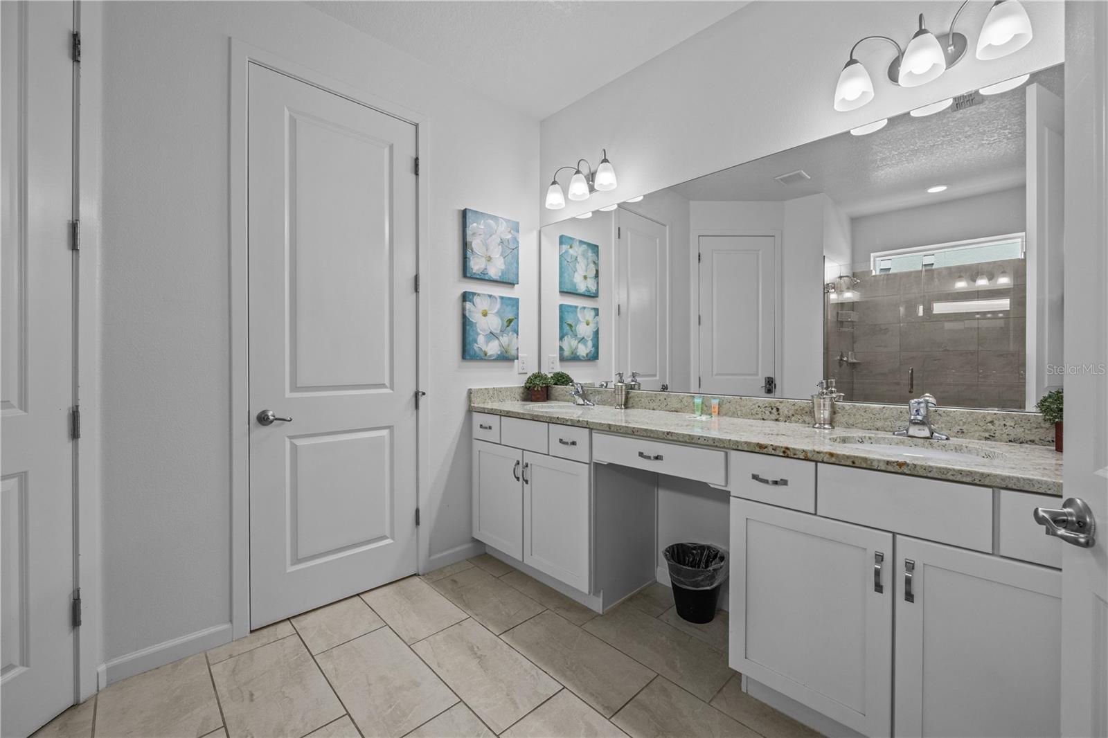 Image 29 of 71 For 2613 Yountville Avenue