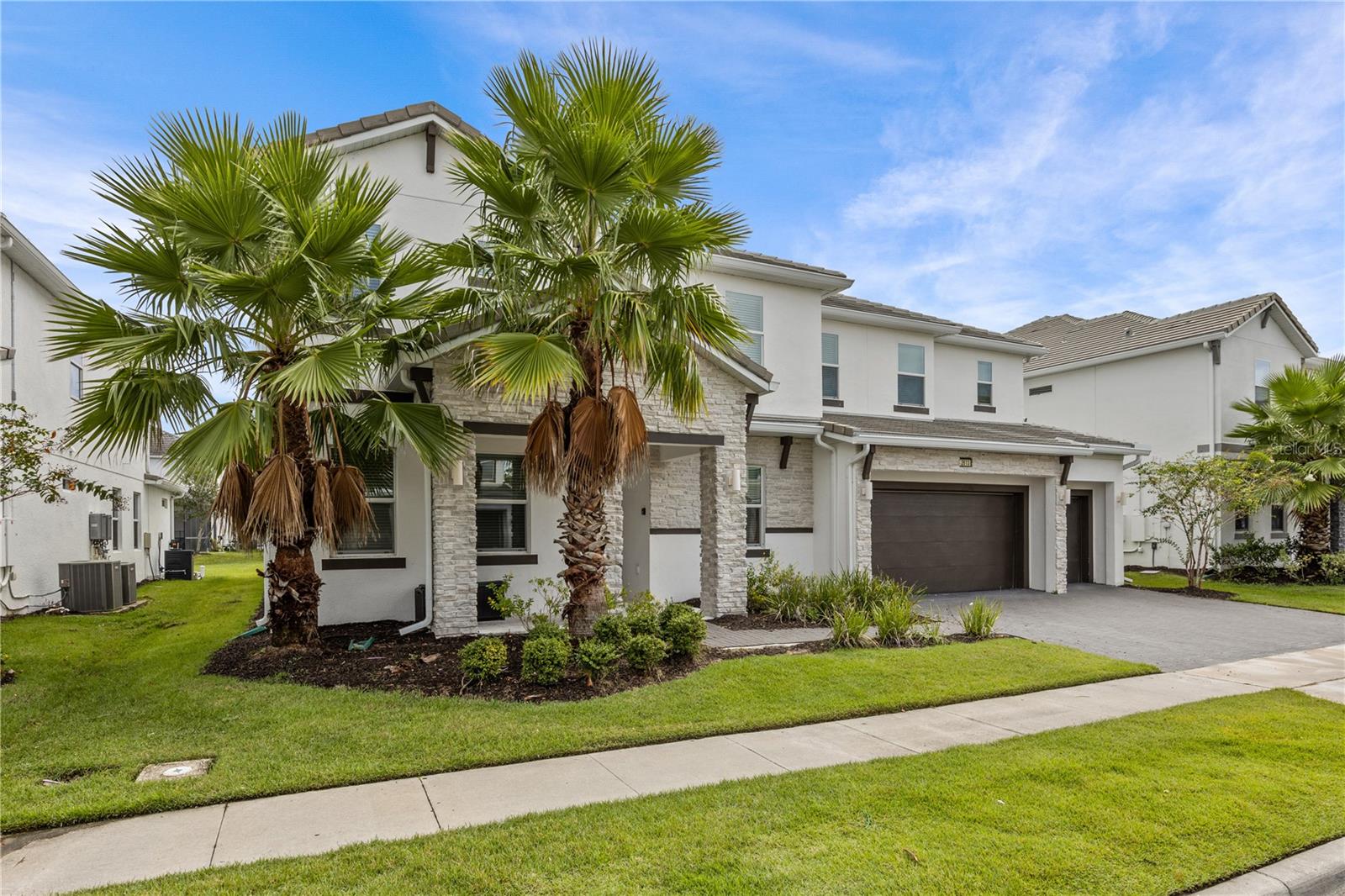 Image 3 of 71 For 2613 Yountville Avenue