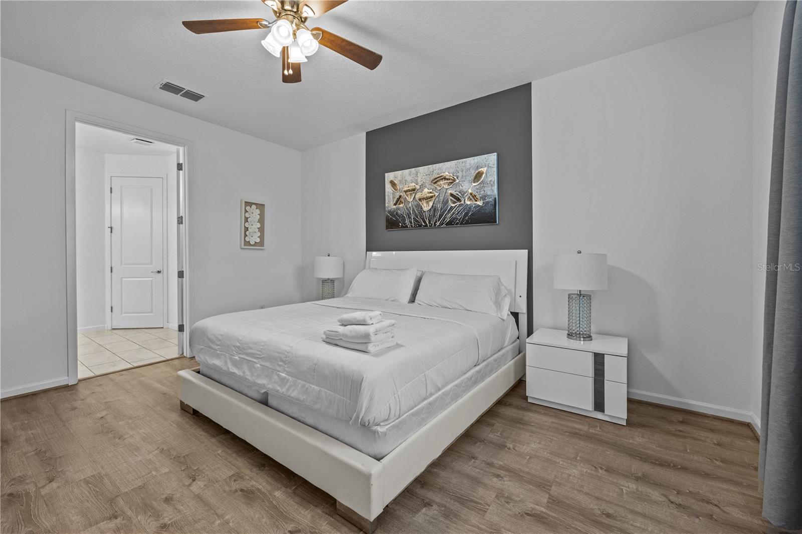 Image 30 of 71 For 2613 Yountville Avenue