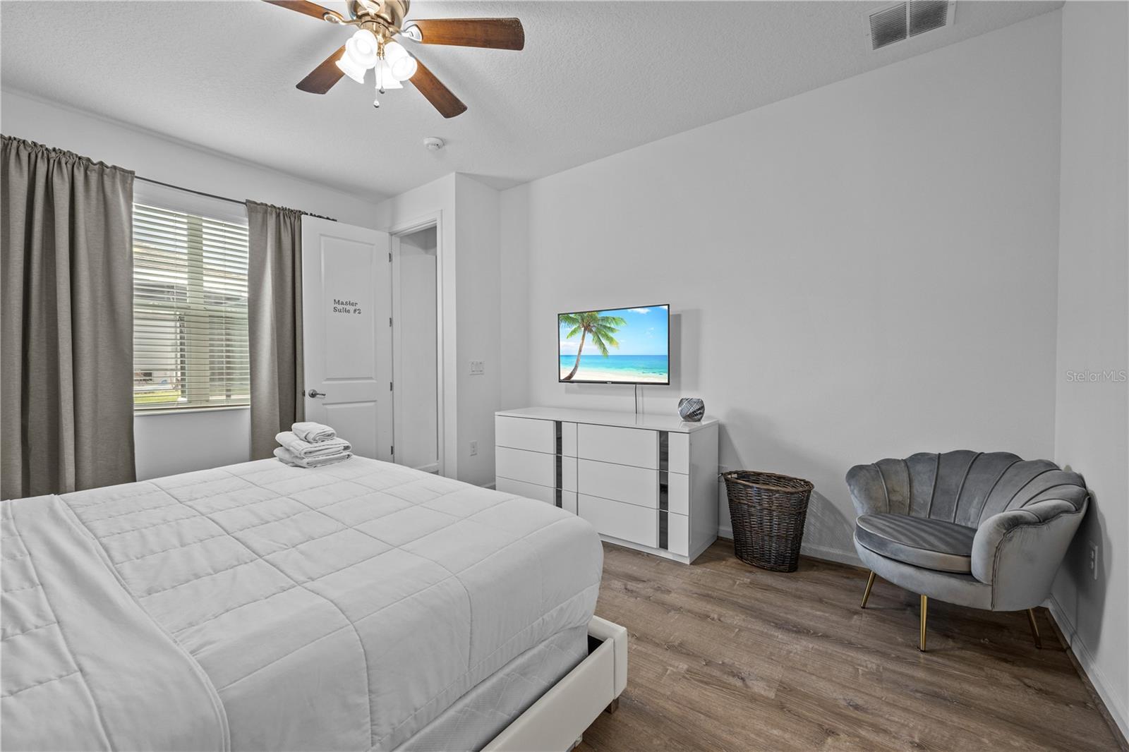 Image 31 of 71 For 2613 Yountville Avenue