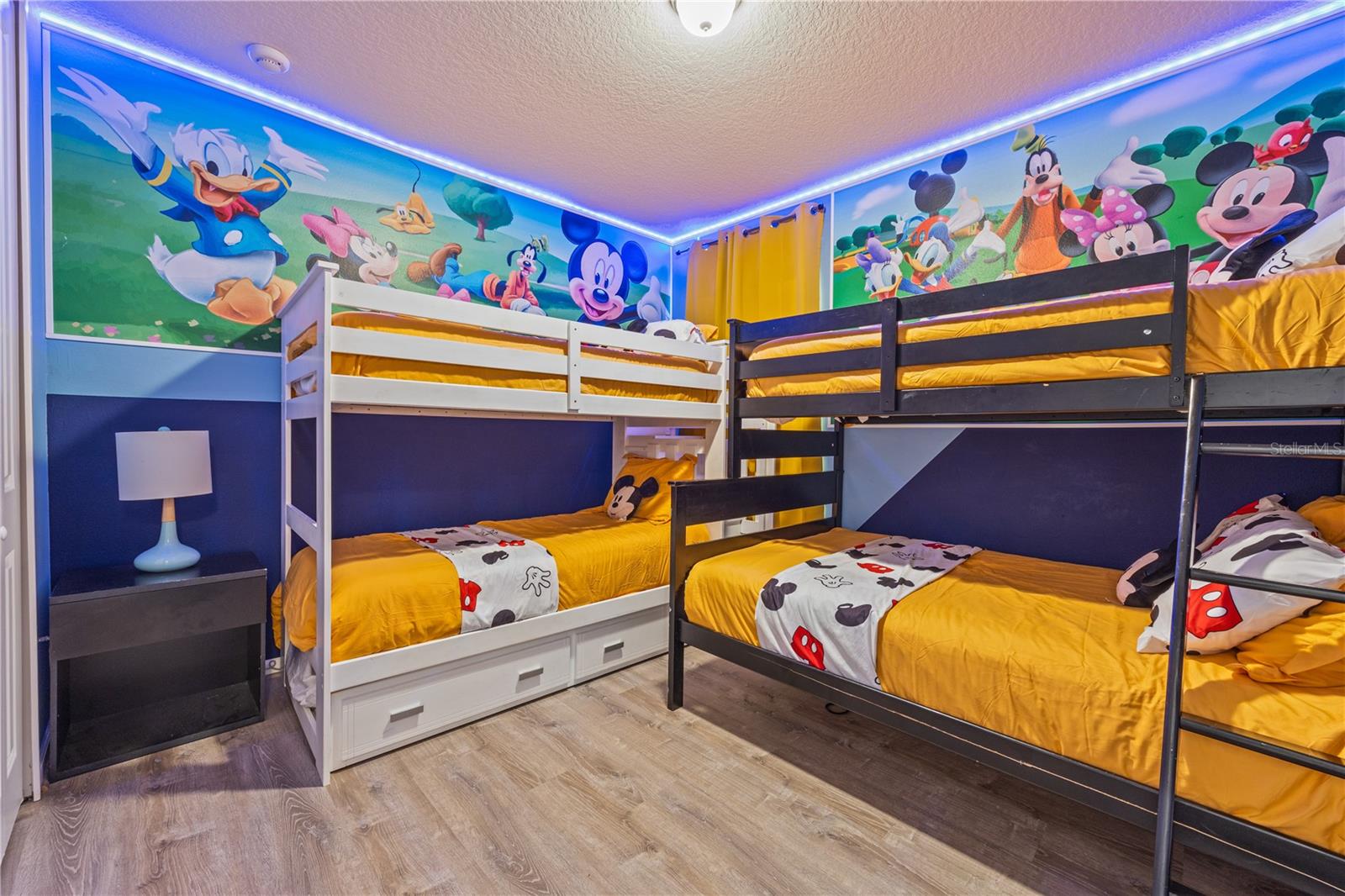 Image 38 of 71 For 2613 Yountville Avenue