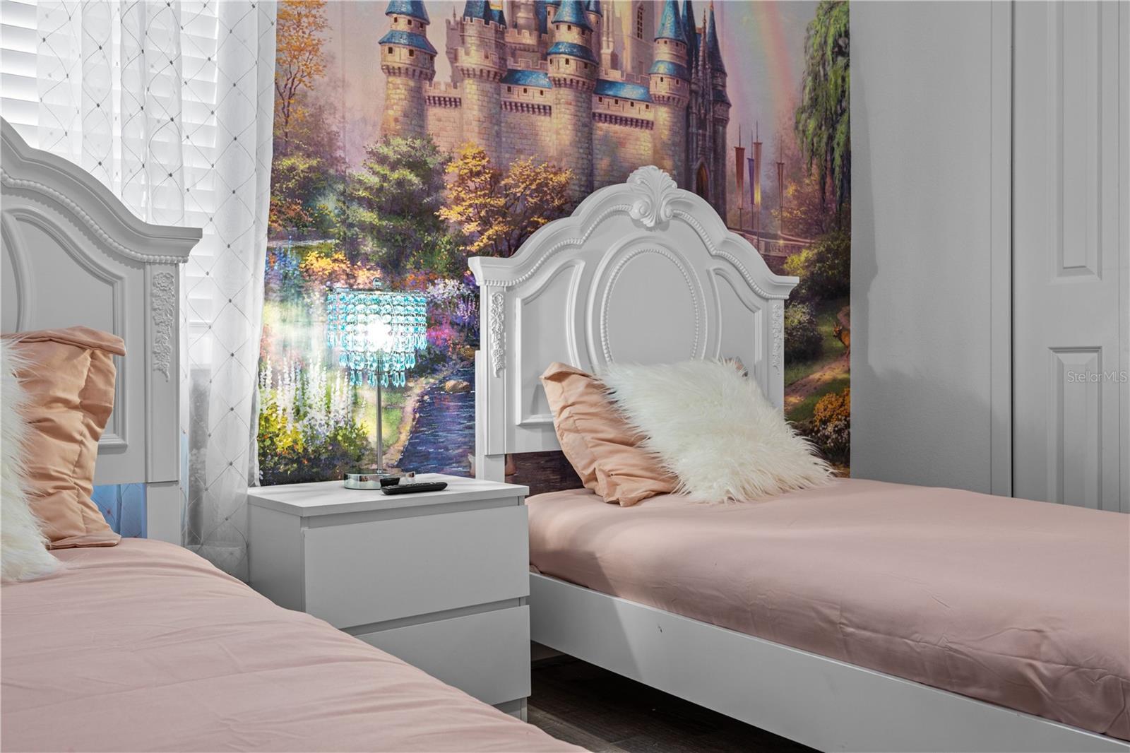 Image 43 of 71 For 2613 Yountville Avenue