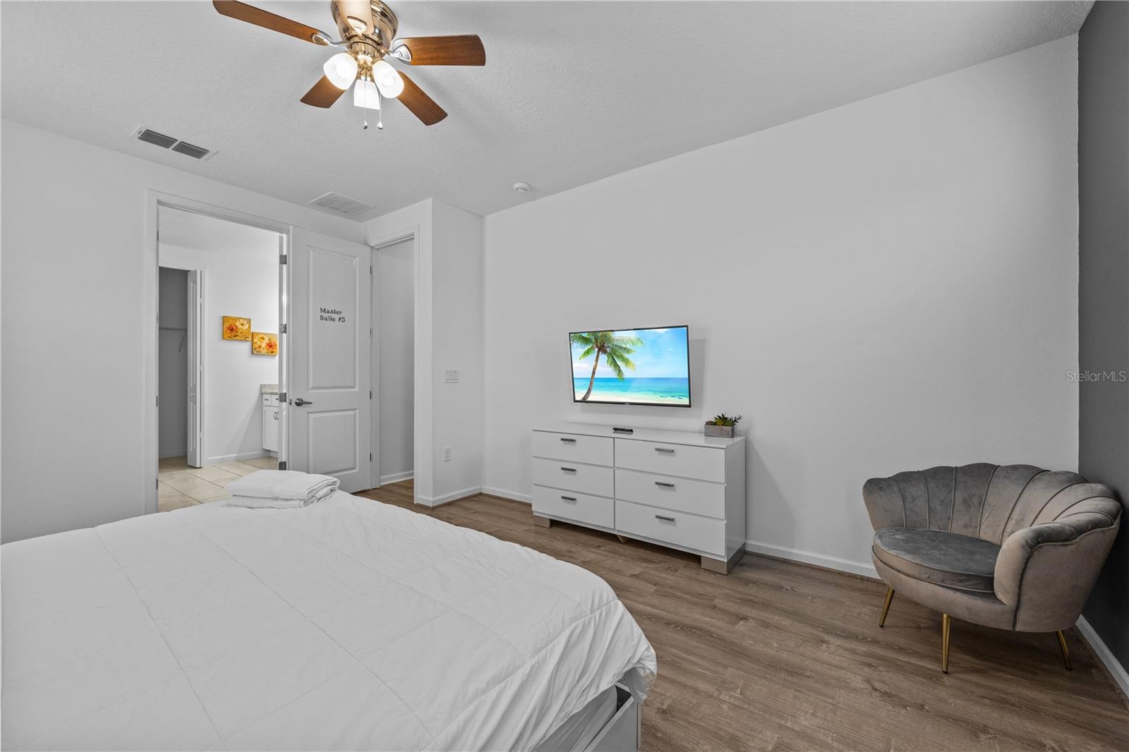 Image 46 of 71 For 2613 Yountville Avenue