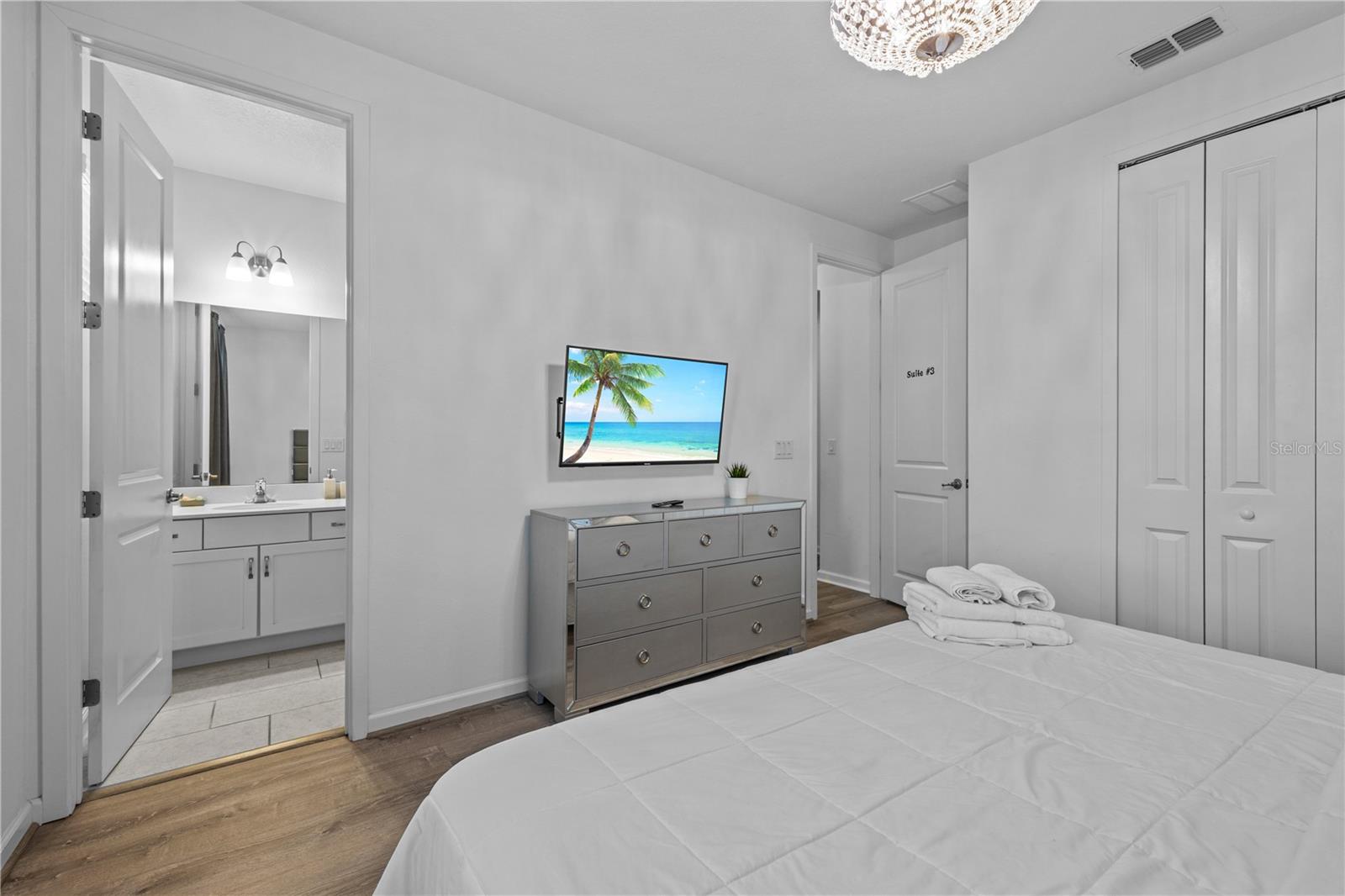 Image 50 of 71 For 2613 Yountville Avenue