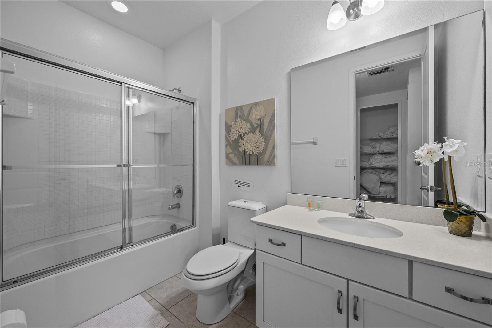 Image 62 of 71 For 2613 Yountville Avenue