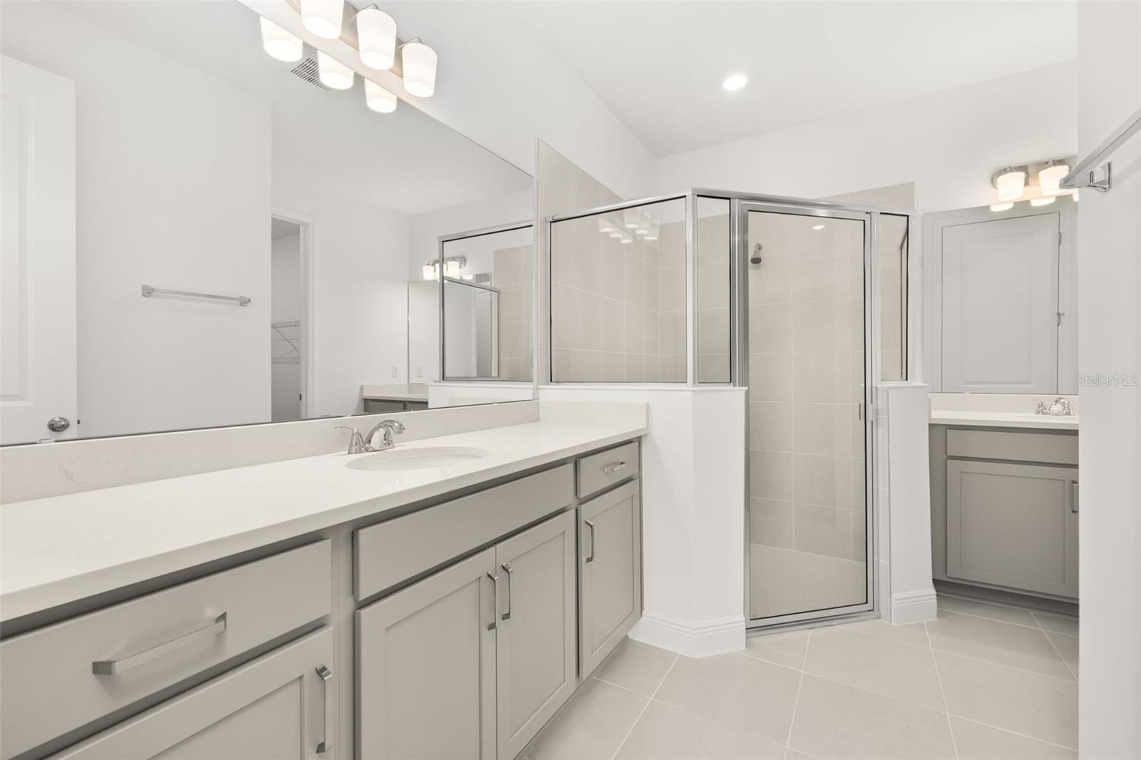 Image 15 of 38 For 1014 Swamp Chestnut Loop