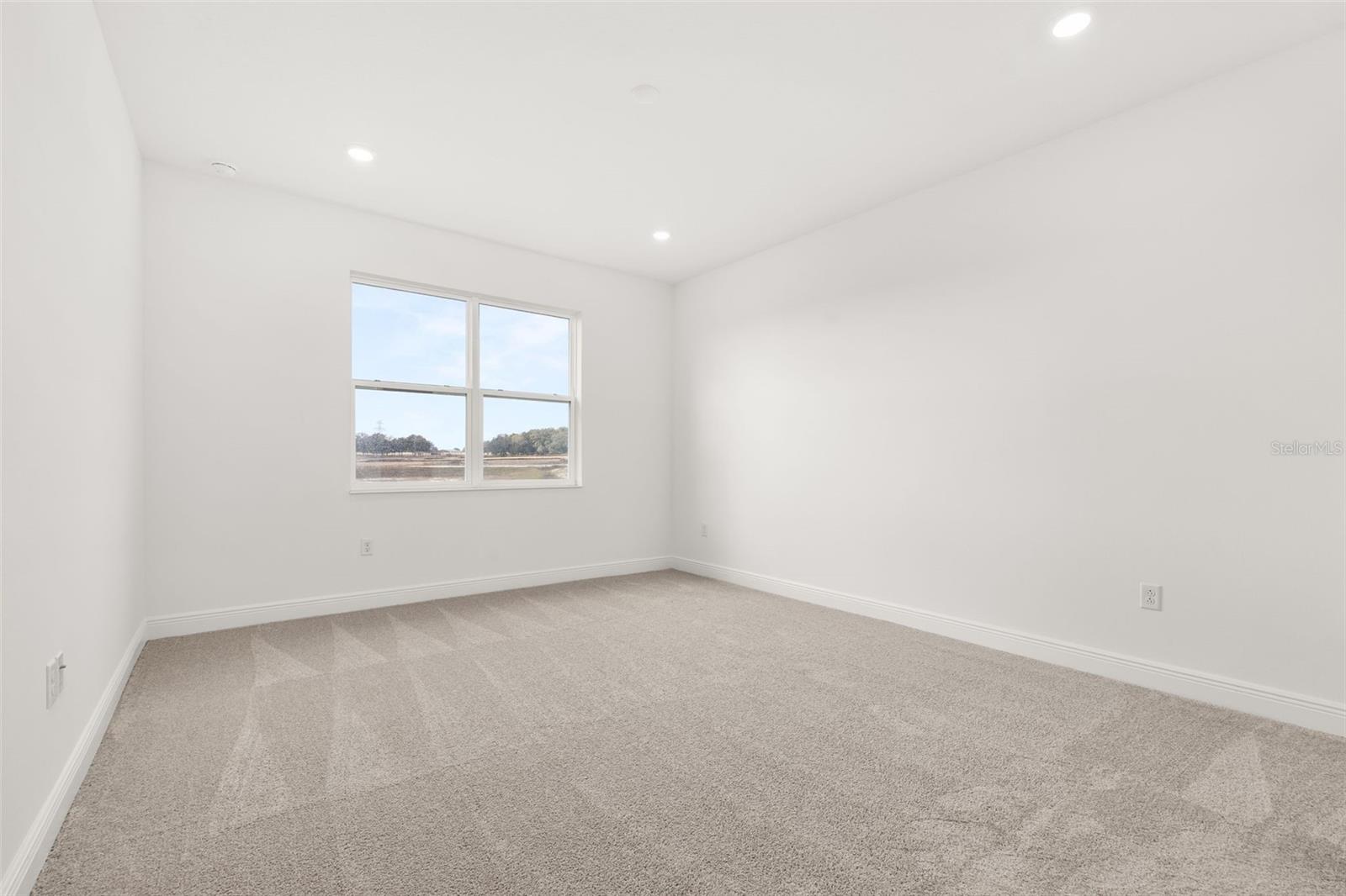 Image 17 of 38 For 1014 Swamp Chestnut Loop