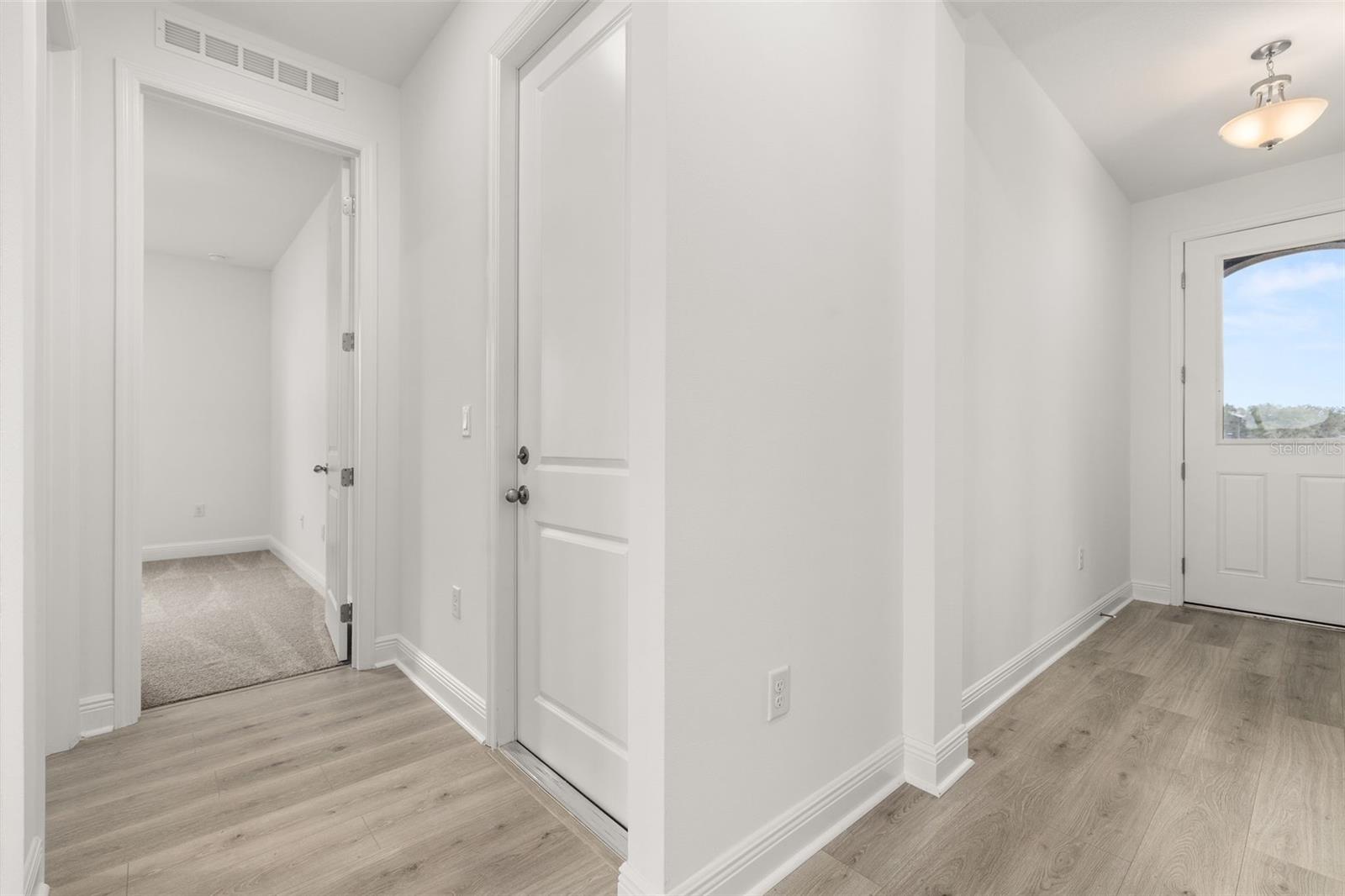 Image 18 of 38 For 1014 Swamp Chestnut Loop