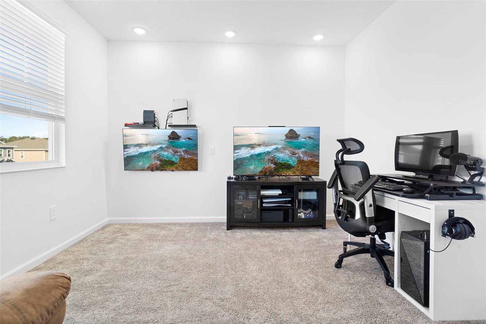 Image 46 of 74 For 2037 Shaggy Fisher Drive