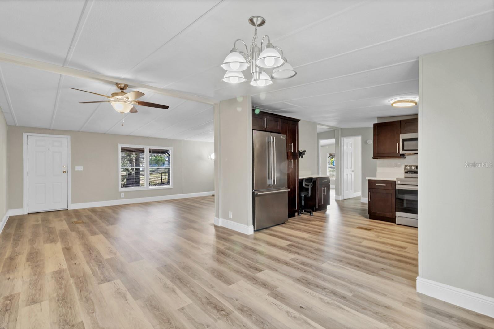 Image 12 of 34 For 4363 Helen Avenue