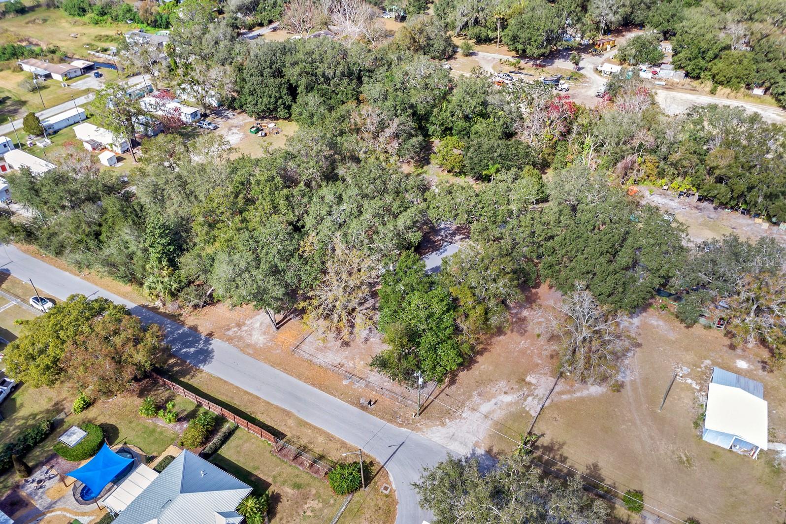 Image 28 of 34 For 4363 Helen Avenue