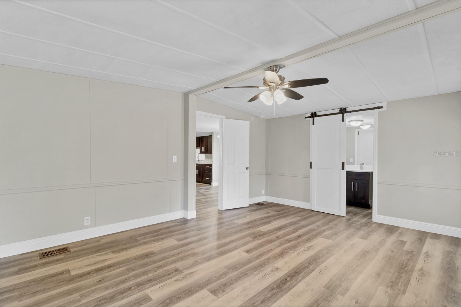 Image 8 of 34 For 4363 Helen Avenue