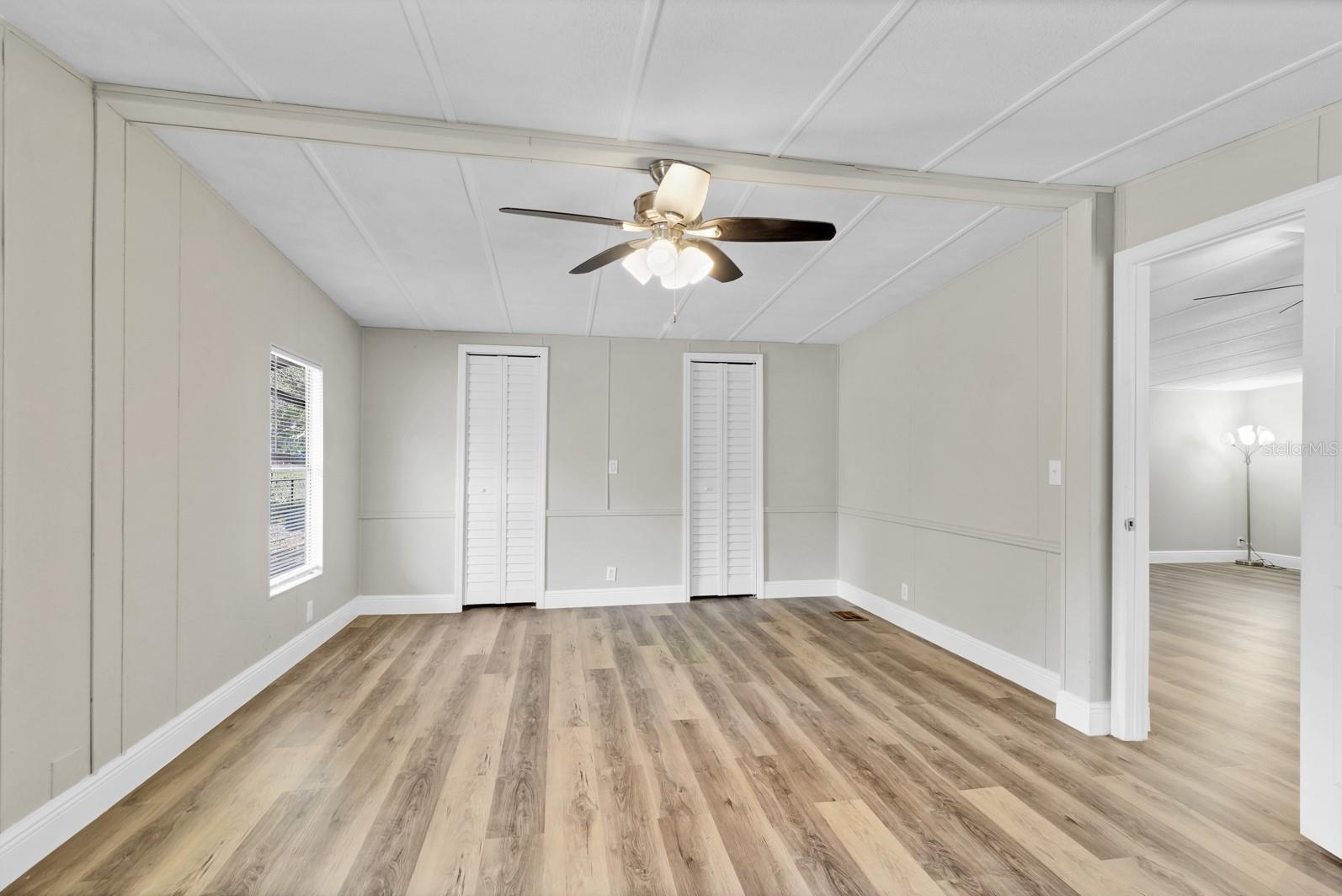 Image 9 of 34 For 4363 Helen Avenue