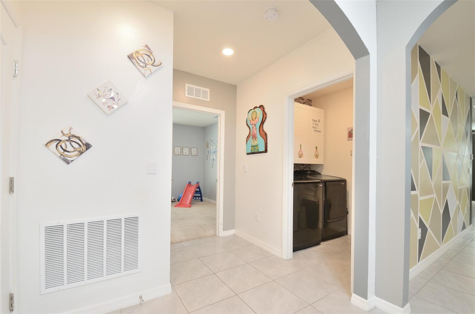 Image 16 of 24 For 233 Tiffany Court