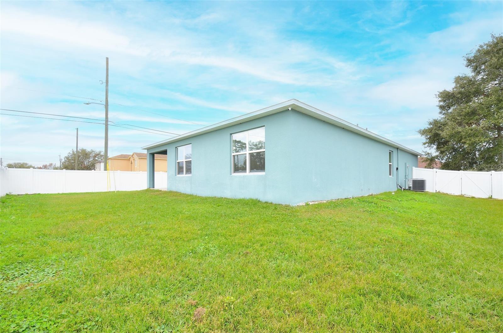 Image 21 of 24 For 233 Tiffany Court