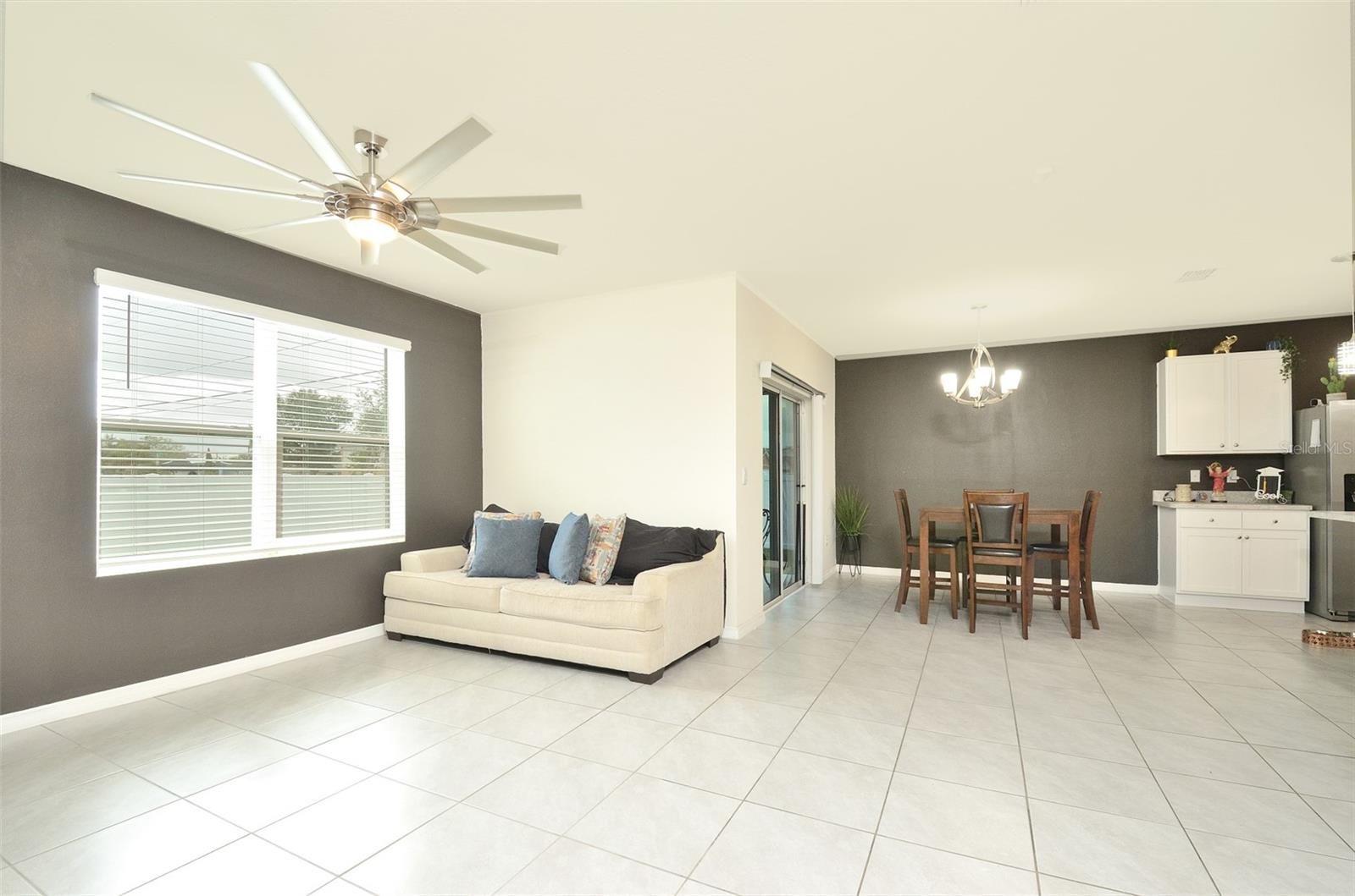 Image 7 of 24 For 233 Tiffany Court