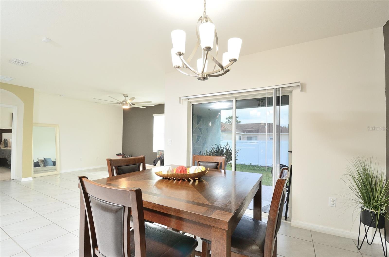 Image 9 of 24 For 233 Tiffany Court