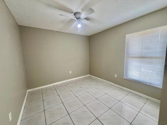 Image 10 of 22 For 2342 Queenswood Circle