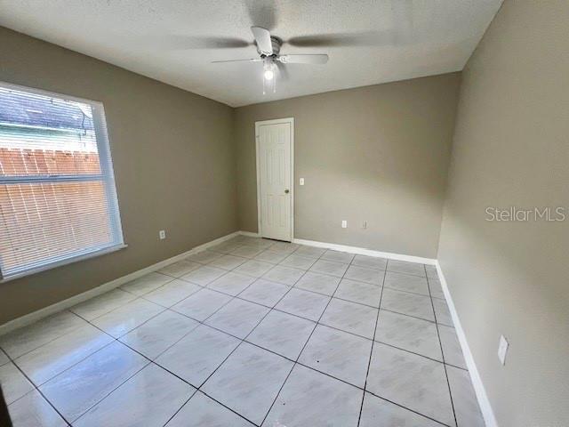 Image 13 of 22 For 2342 Queenswood Circle