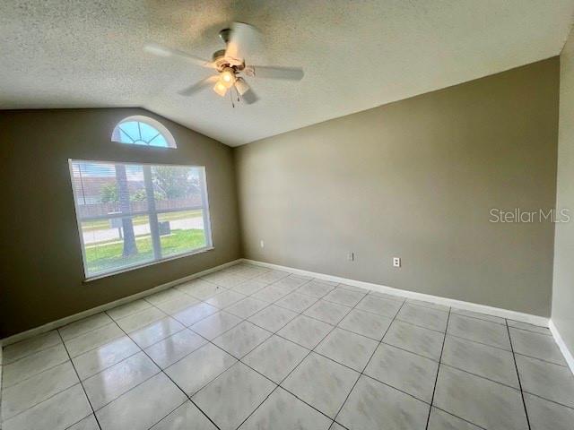 Image 14 of 22 For 2342 Queenswood Circle