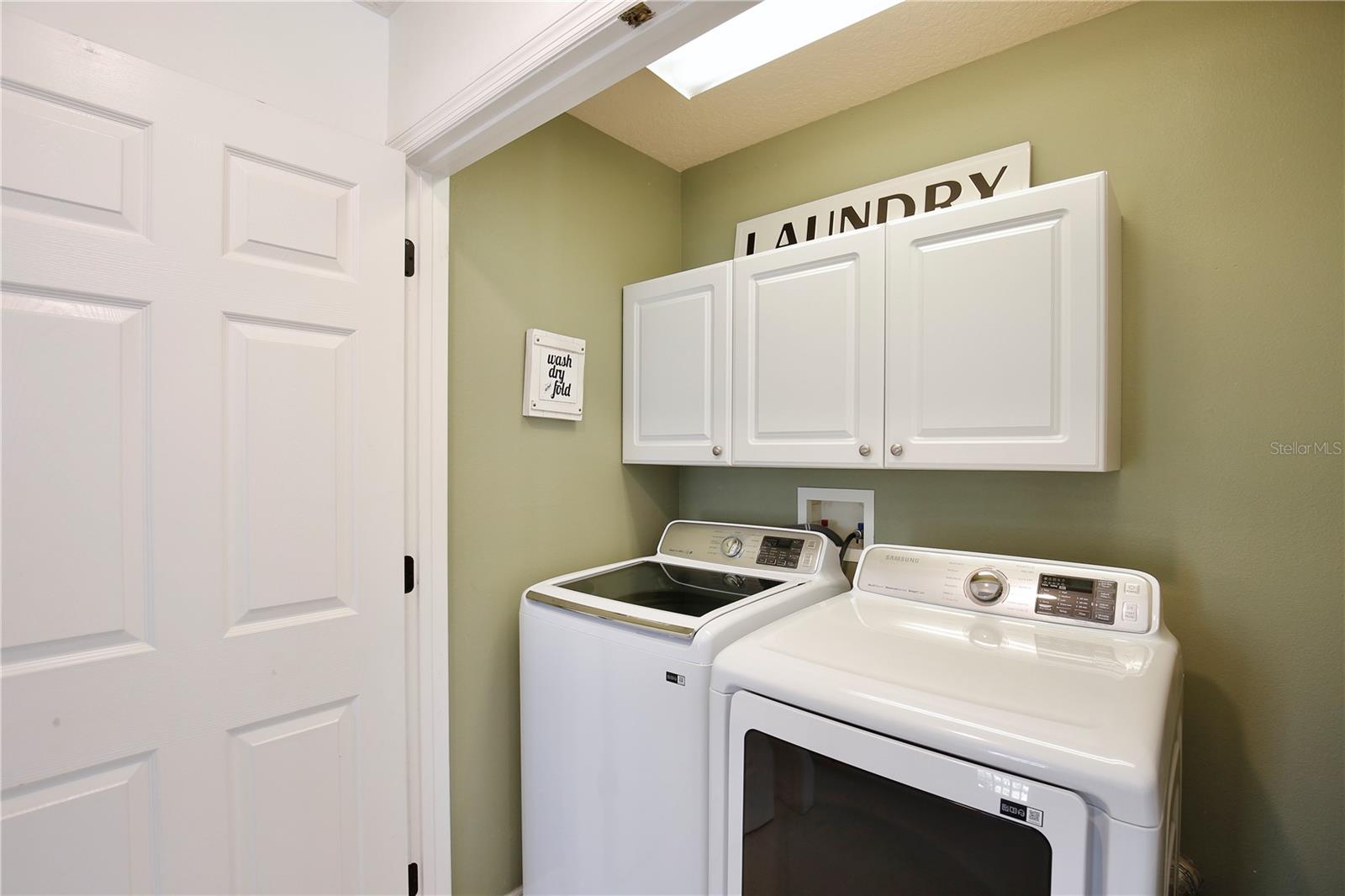 Image 33 of 73 For 1101 Rush Court