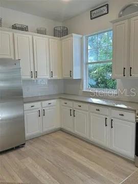 Image 43 of 73 For 1101 Rush Court