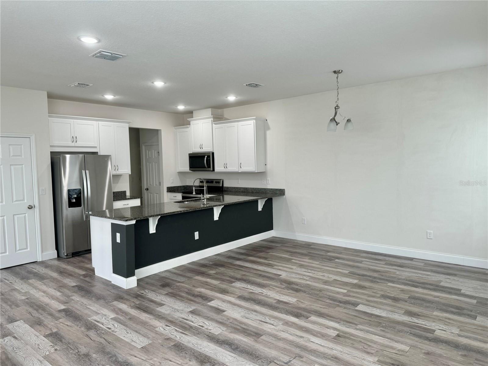 Image 5 of 29 For 2540 Blowing Breeze Avenue