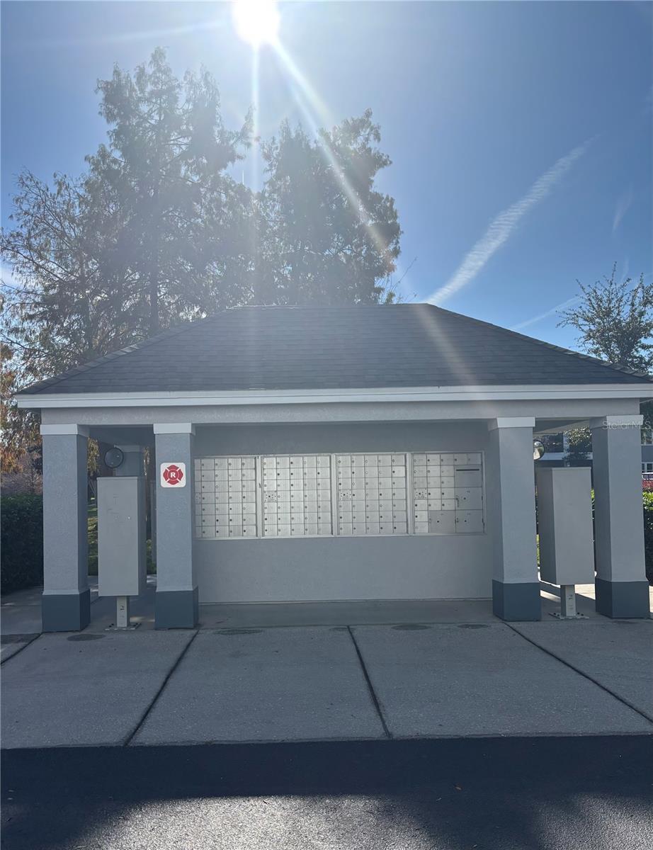 Image 55 of 72 For 2586 Grand Central Parkway 8