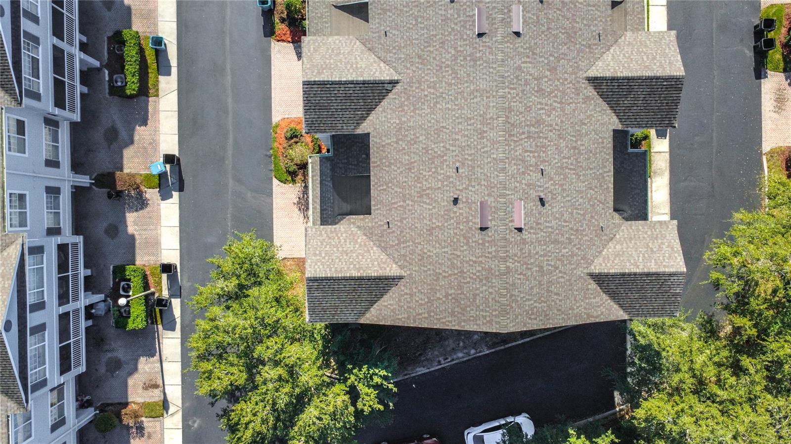 Image 64 of 72 For 2586 Grand Central Parkway 8