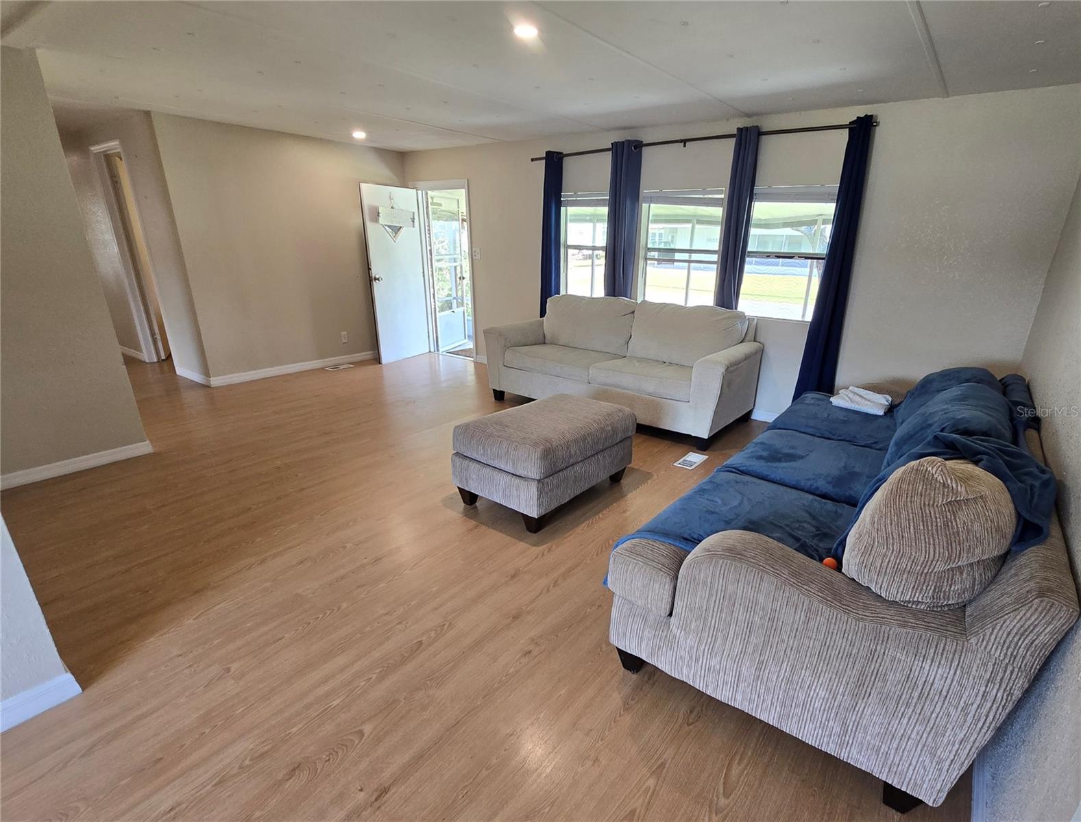 Image 10 of 37 For 1634 Dolphin Drive & 1636