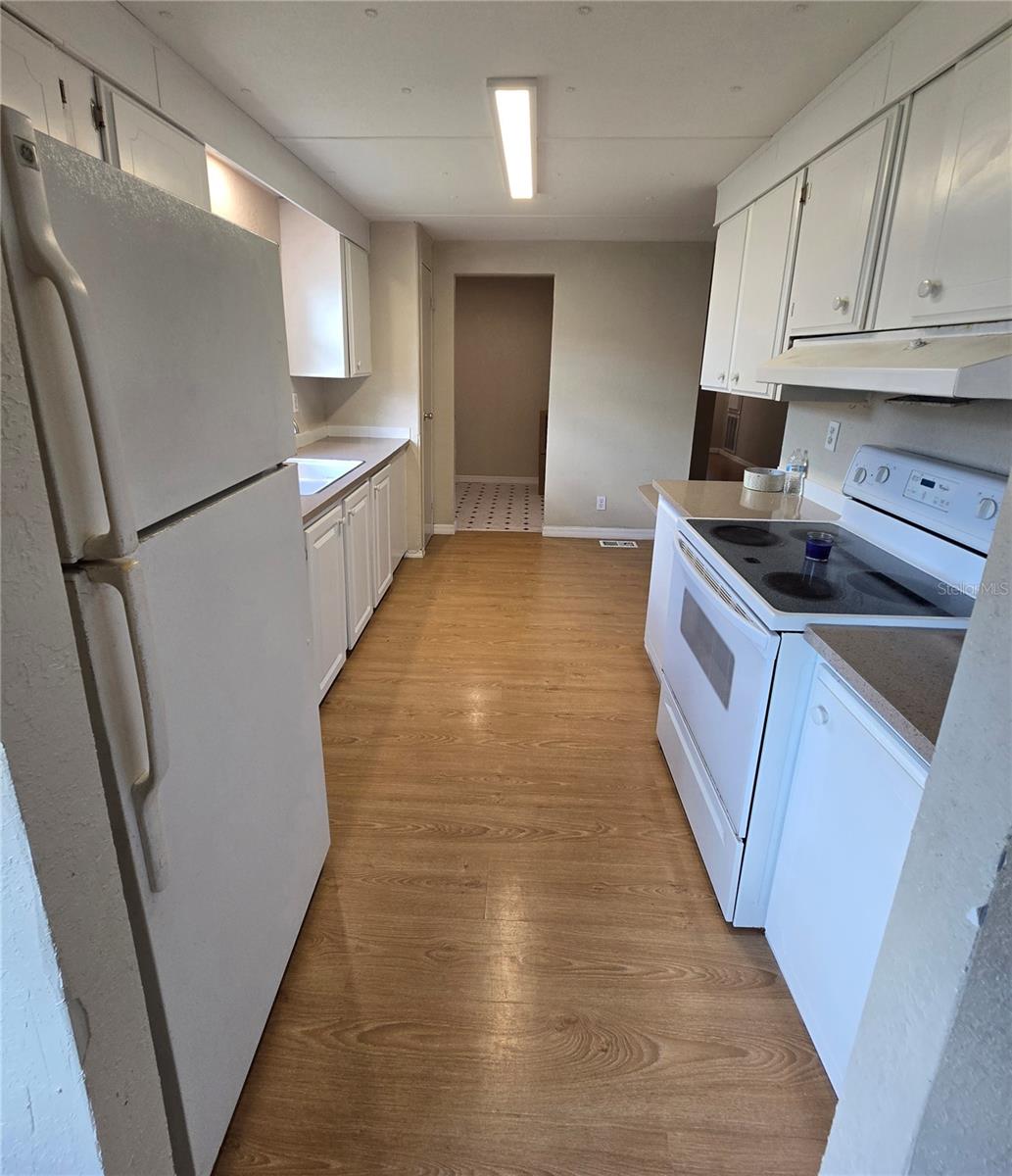 Image 13 of 37 For 1634 Dolphin Drive & 1636