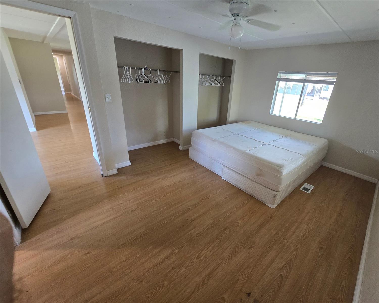 Image 18 of 37 For 1634 Dolphin Drive & 1636