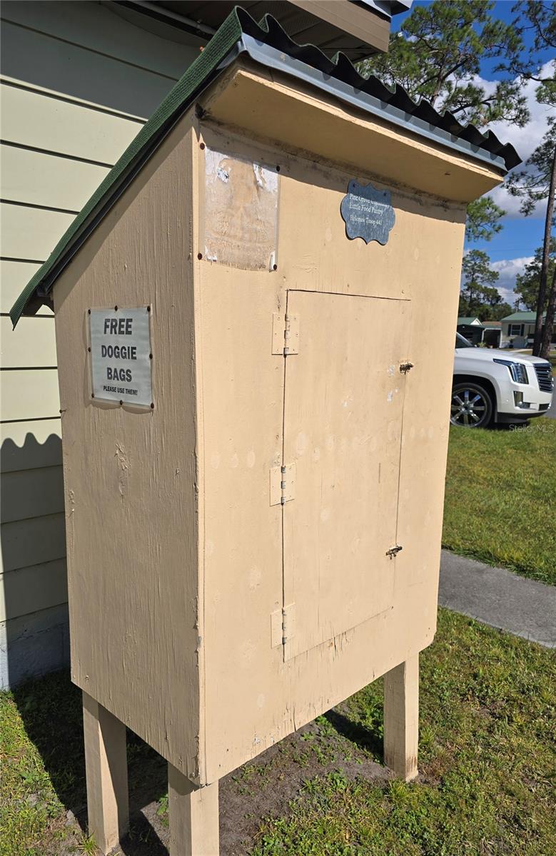 Image 30 of 37 For 1634 Dolphin Drive & 1636